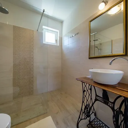 Feriehus Fiorenzo House